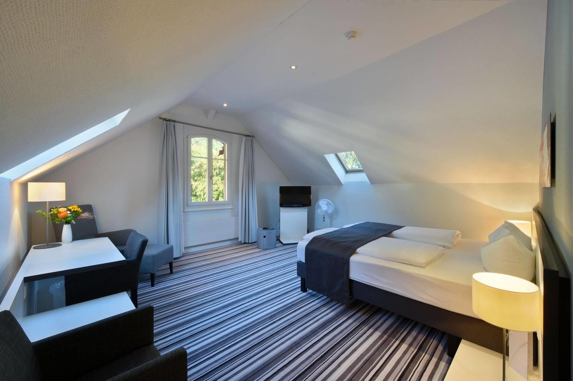 Hotel Vitznauerhof - Lifestyle Hideaway At Lake Lucerne Exteriör bild